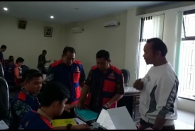 Tim Tipokor  Geleda Ruangan komisi I DPRD  Kabupaten Bengkulu Tenga