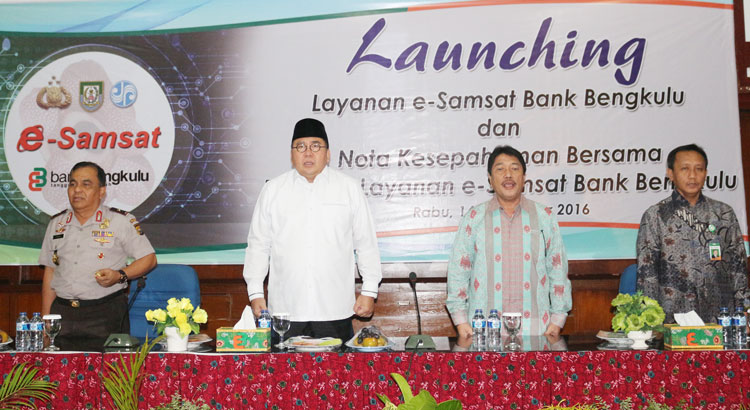 Bank Bengkulu resmi meluncurkan layanan E-samsat di Aula Bappeda Pemprov Bengkulu, Rabu (14/12/2016).