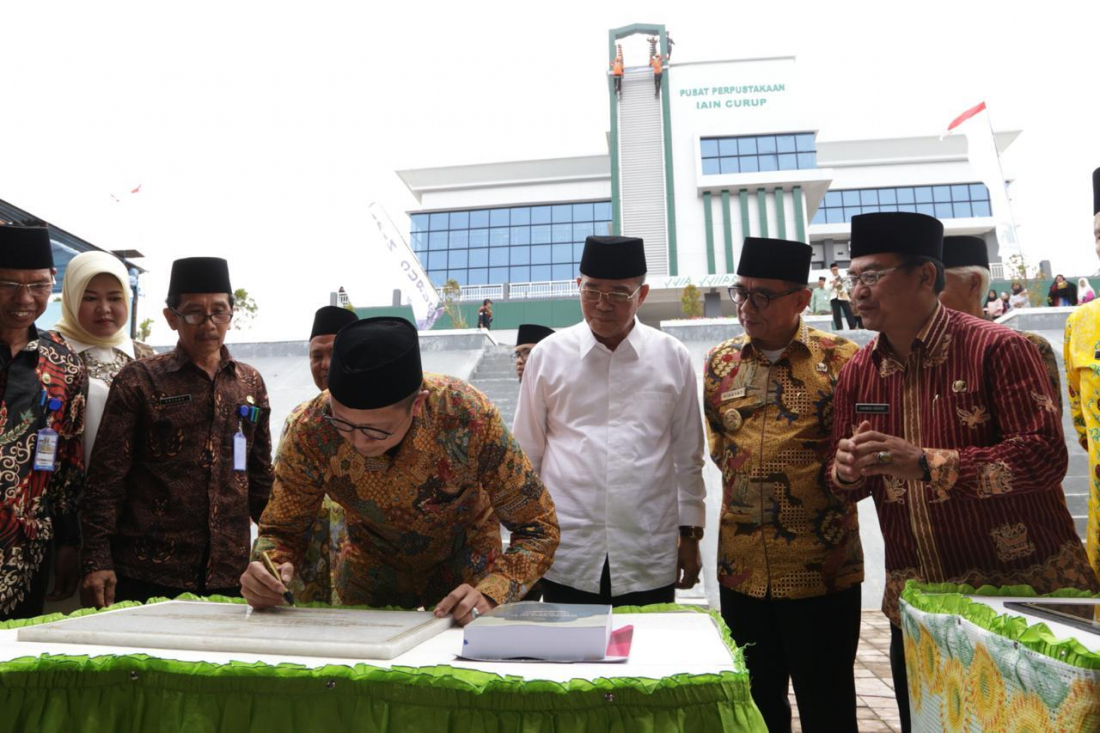 Menag RI meresmikan alih status IAIN Curup