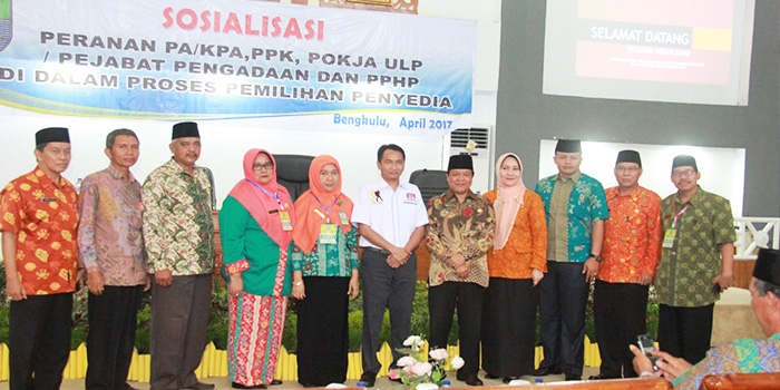 Apel besar peringatan Hari Pramuka ke 55 di halaman Kantor Walikota, Selasa (30/08/2016)
