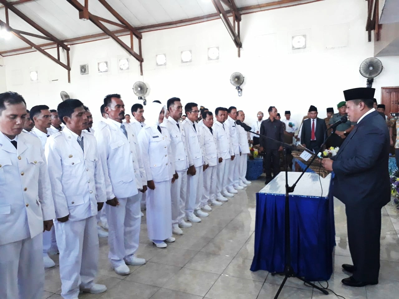 Bupati Mukomuko Lantik Kades Terpilih