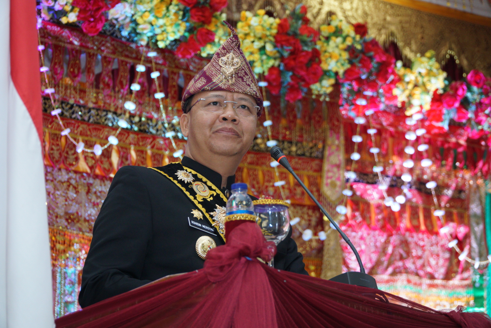 Gubernur Bengkulu Rohidin Mersyah Saat Menghadiri Rapat Paripurna Istimewa HUT Kepahiang Sabtu (5/1/2019)