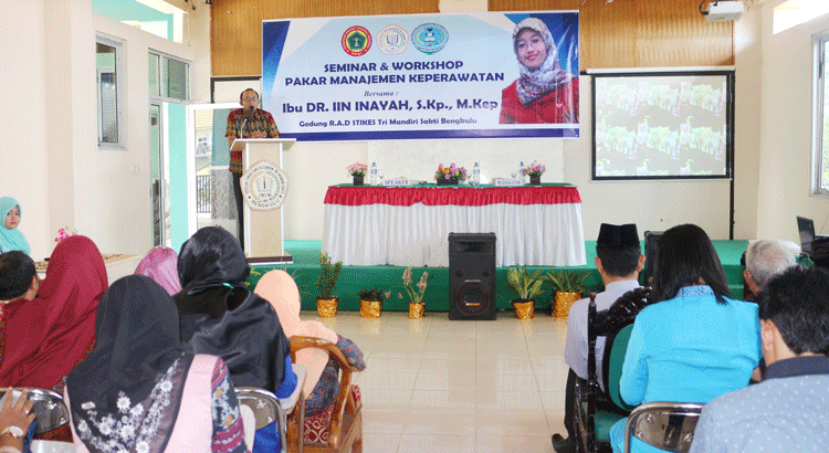 Seminar dan Workshop Pakar Manajemen Keperawatan