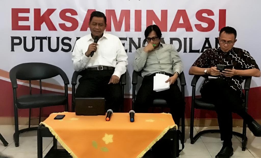 Pakar Hukum Pidana UII Yogyakarta Mudzakkir, Penasehat Hukum RM Rudjito dan Mantan Ketua Komisi Yudisial (KY) Suparman Marzuki saat Eksaminasi Putusan pengadilan