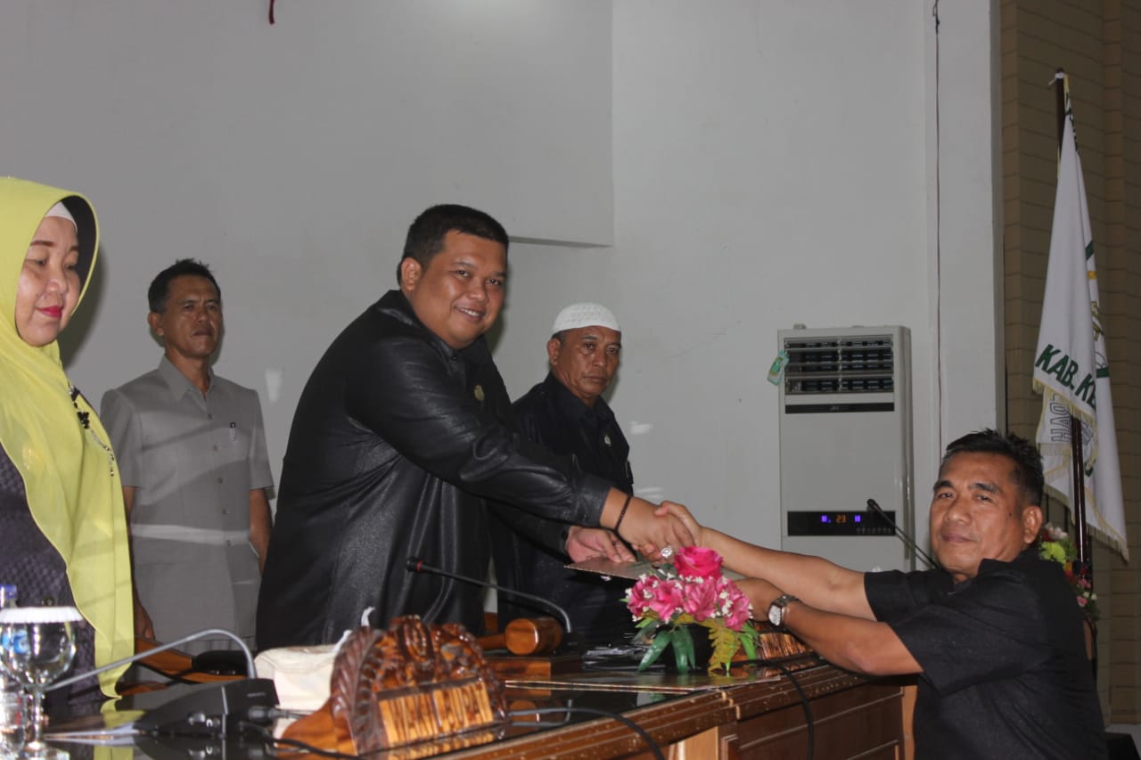 Rapat Paripurna DPRD Kepahiang Dengan Agenda Mendengarkan Jawaban Eksekutif Jum&#039;at (8/3)