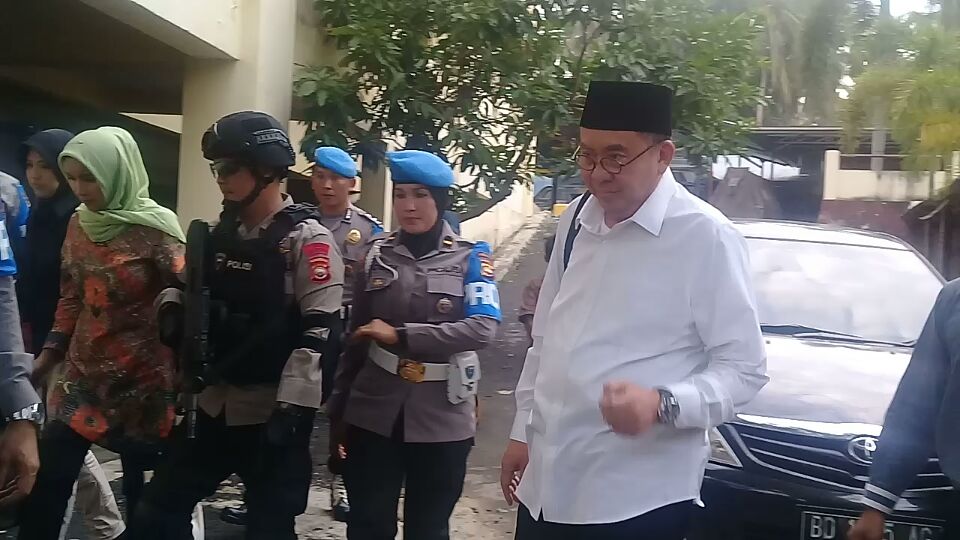 Ridwan Mukti, Lily dan Rico tiba di Bengkulu
