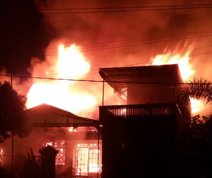 Kebakaran melanda rumah warga di Nusa Indah Kota Bengkulu