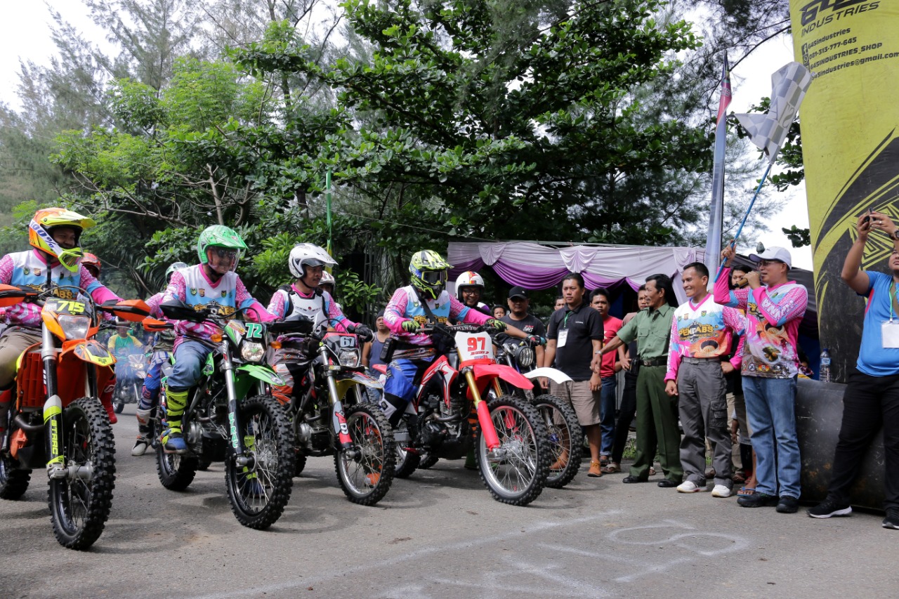 Rider Crosser Pesona Bengkulu Selatan