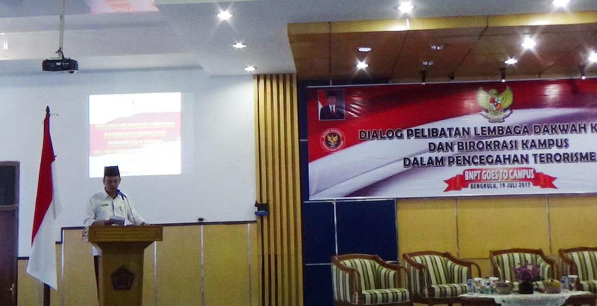 Dialog Perlibatan Lembaga Dakwah Kampus dan Birokarasi Kampus dalam pencegahan terorisme, di Gedung Rektorat Universitas Bengkulu (UNIB), Rabu (19/7).