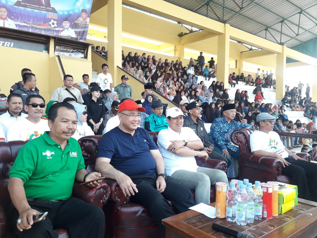 Menteri Desa, PDTT Eko Putro Sandjojo membuka Liga Santri Nusantara di Stadion Semarak Kota Bengkulu