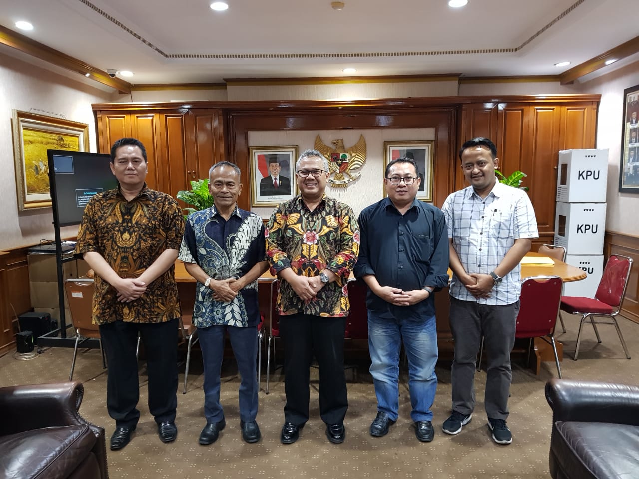 Audiensi Mappilu dan KPU pada peringatan HPN 2019 di Surabaya, Senin (11/2)