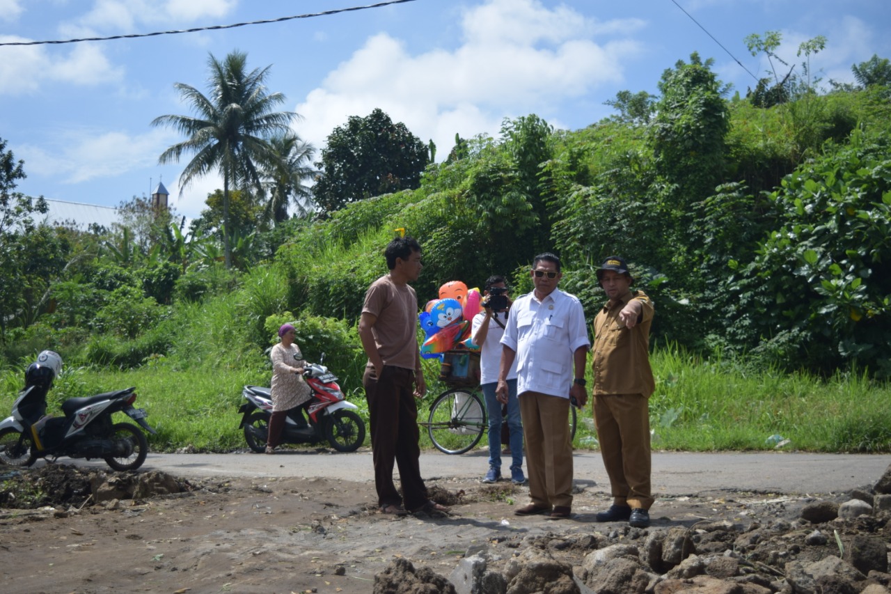 Komisi 3 DPRD Kepahiang Melakukan Sidak Drainase Jebol di Jalan Sidodadi Selasa (12/2)