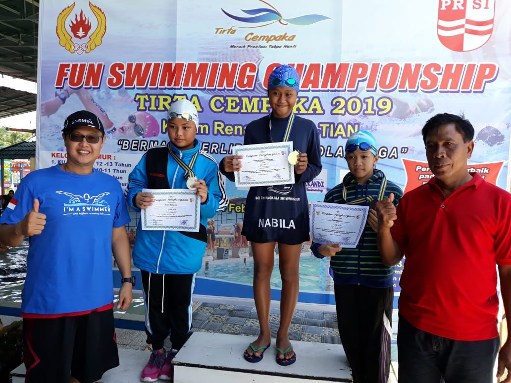 Nabila Thaharoh Putri asal Bhayangkara Swiming Club (BSC) Bengkulu Selatan berhasil meraih medali emas