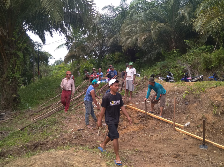 Terbitkan AIW, KUA Pondok Kelapa Ukur Ulang Tanah Wakaf