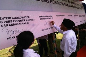 Mendikbud menandatangani deklarasi Seluma Membaca Alquran