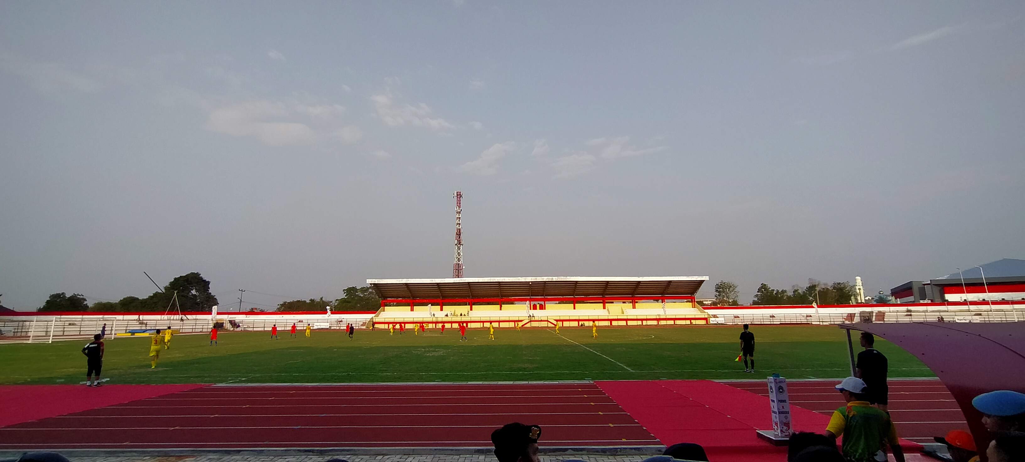 Stadion semarak