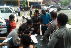 Operasi Patuh Nala yang digelar Satlantas Polres Kaur / Foto : Harluzen