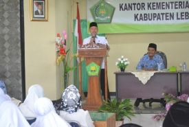 Kabid Haji dan Umroh Kantor Kemenag Provinsi Bengkulu Ramlan membuka Manasik Calon Jemaah Haji