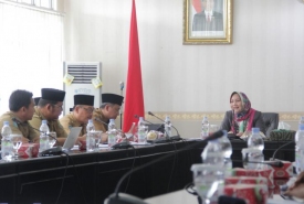 rapat konsulitasi publik tentang raperda Air Tanah yang diselenggaran oleh Dinas ESDM