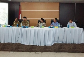 Rapat koordinasi festival batik Nusantara di ruang rapat gunung bungkuk, Senin (29/8/2017)