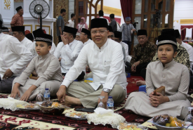 Ahamd, Gubernur Bengkulu, dan Kamil