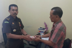 Samsul Bahri mengembalikan uang Rp 40 juta ke Kejati