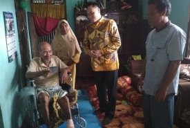Pemda Benteng Berikan Kartu Jamkesda