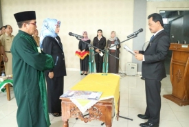 Pelantikan  Siti Yuningsih