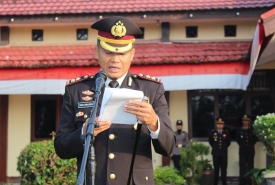 Kapolres Kepahiang AKBP Pahala Simanjuntak, S.Ik Membacakan Amanat Kapolri Saat Upacara HUT Peringatan RI di Polres Kepahiang