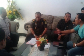 Gabungan LSM mendatangai Kantor Kejati Bengkulu