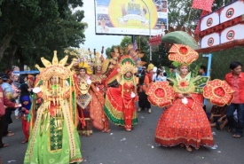 Karnaval Batik Besurek