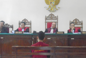 Sidang Perdana Pembakaran Rutan Malaberi di PN Bengkulu