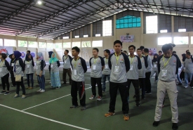 Pembukaan Kejuaraan Tenis Lapangan Gubernur Cup