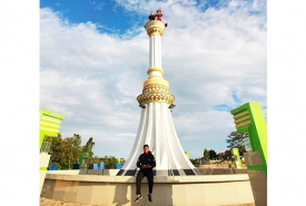 Tugu bujang gadis Kabupaten Seluma, Foto: Net