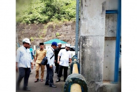 Wali Kota Cek Sumber Air Baru
