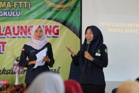 Workshop menulis yang diikuti ratusan mahasiswa IAIN Bengkulu