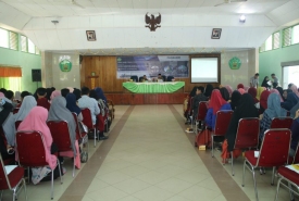 Untuk Mempersiapkan Mahasiswa Sebelum Mengikuti Ujian Skripsi: Pusbakik Adakan Toefl and Toafl Coaching Clinic