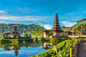 Wisata di Bali (travelzom.com)