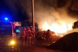 Depot Kayu Jalan Semangka Panorama Terbakar