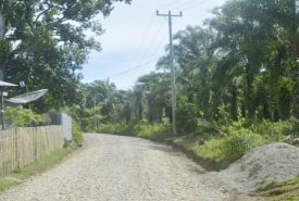 Proyek Jalan Hotmix di daerah Trans Mela’o, Kecamatan Kota Manna