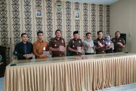 Kejaksaan Negeri Kepahiang Menerima Pengembalian Kerugian Negara Rp 846 Juta ata Dugaan Korupsi Lahan TIC