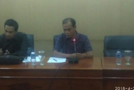 Waka II Teuku Zulkarnain didampingi Kuswito selaku Anggota Komisi III Menerima Perwakilan Wali Murid