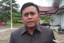 Husni Thamrin, Ketua DPRD Seluma