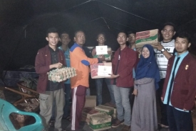 Pengurus IMM Kota Bengkulu menggalang bantuan untuk diberikan kepada korban banjir di Kota Bengkulu