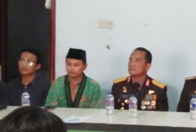 Kapolda Bengkulu Brigjen Pol Coki Manurung mendatangi Sekretariat HMI Cabang Bengkulu untuk bersilaturahmi dan saling memaafkan pasca insiden demo ricuh tempo hari