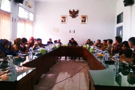 Tim Stirrd bersama DPRD Seluma saat membahas kesepakatan kerjasama penanggulangan bencana di daerah