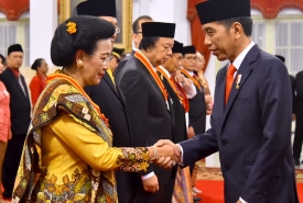 Sambut HUT ke-73 RI, Presiden Jokowi Anugerahkan Sejumlah Tanda Kehormatan