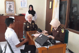 Oknum Guru Ditahan Jaksa