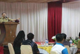 Wakil Gubernur Bengkulu, Dr Rohidin Mersyah memberikan arahan pada acara Coffee Morning bersama Pelaku Usaha Pariwisata Bengkulu, di Raffles Hotel