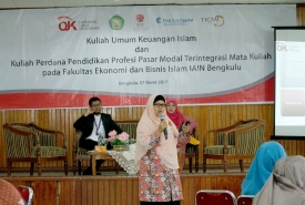 Kuliah Ekonomi Islam di IAIN Bengkulu, Selasa (7/3/2017)